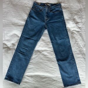 Levis wedgie straight jeans